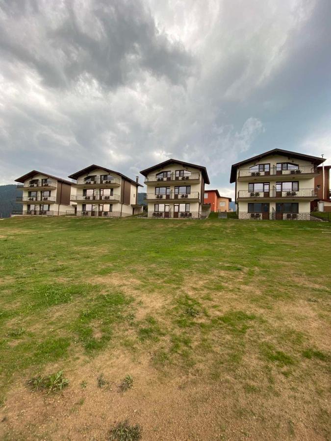 Вили Елеганс Сърница Exteriör bild